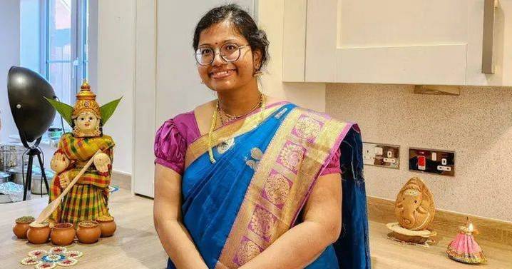 Woman pregnant with twins who died at home pictured for first time