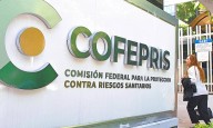 Abogado de farmacéutica es acusado de ofrecer dinero a verificadores de la Cofepris; es vinculado a proceso