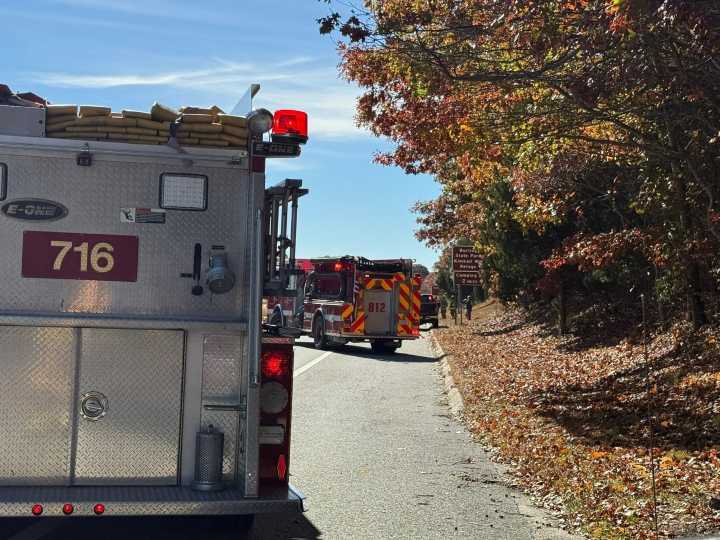 Crash in Charlestown temporarily shuts down lane on Route 1