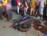 Cuatro lesionados en choque de dos motos en El Corozo