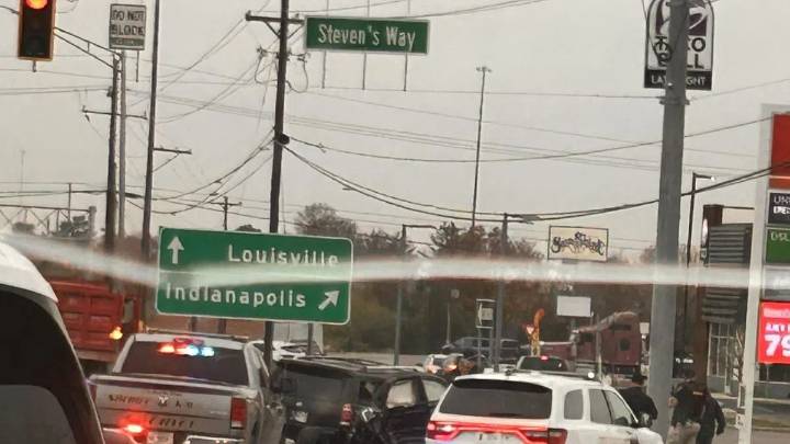 TRAFFIC ALERT: Crash involving dump truck on US 50 in Seymour