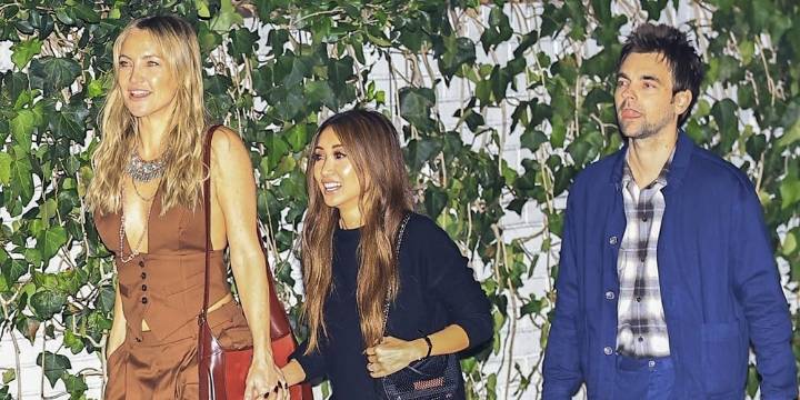 Kate Hudson Enjoys a Night Out With ‘Running Point’ Cast Mates Brenda Song, Drew Tarver, & Ike Barinholtz | Brenda Song, Drew Tarver, Ike Barinholtz, Kate Hudson, Running Point | Celebrity News and Go