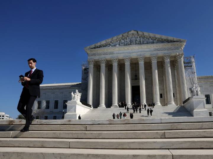 Key Supreme Court justices question Trump's global tariffs