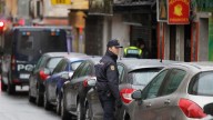 Un joven de 18 años, herido grave por disparos de la Policía tras atacar con un cuchillo a varios agentes en Vallecas