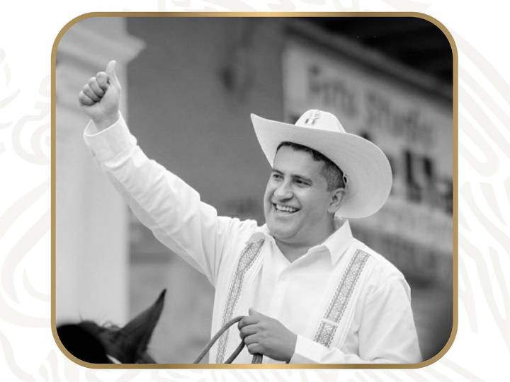 Uruapan despide a su presidente; Componen corrido a Carlos Manzo