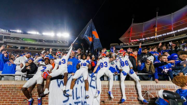 More flag-planting celebrations could be in store for college football's rivalry week