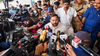 Tejashwi blames EC for not revealing gender-wise data of electors in 1st round