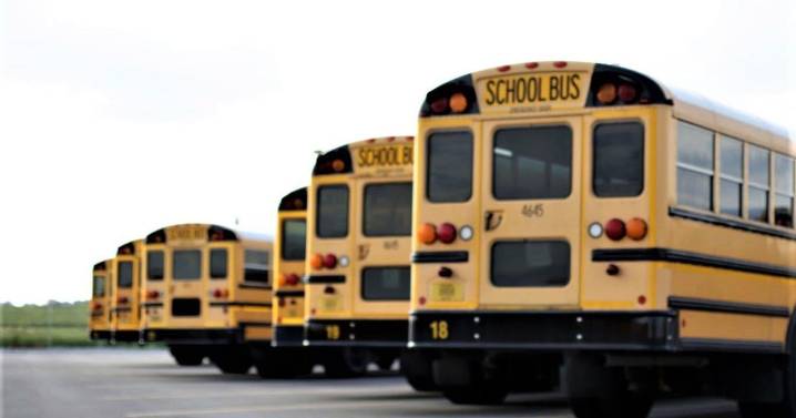 Contracts, calendars, construction: What Region school boards discussed this week