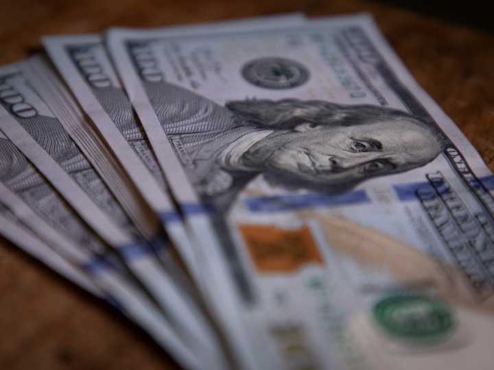 Dólar hoy y dólar blue, EN VIVO: a cuánto cotiza el oficial y cuál es el precio del paralelo este lunes 1° de diciembre, minuto a minuto