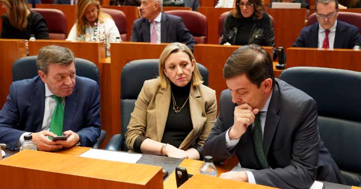Escenario inédito en Castilla y León: las Cortes tumban el Presupuesto y lo devuelven a la Junta