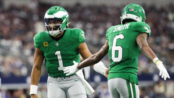 Best betting apps, NFL sportsbooks promos: How, where to bet Eagles-Bears in the 2025 NFL Black Friday Game