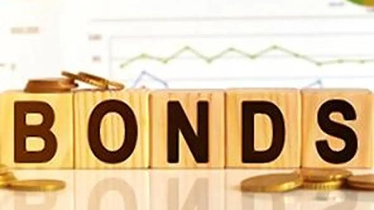 Editorial. Bond booster