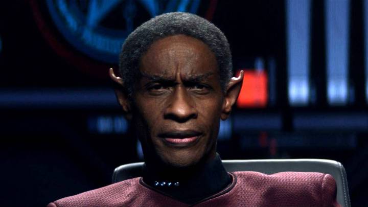 Tim Russ' Unprecedented Star Trek Achievements In 2 Years