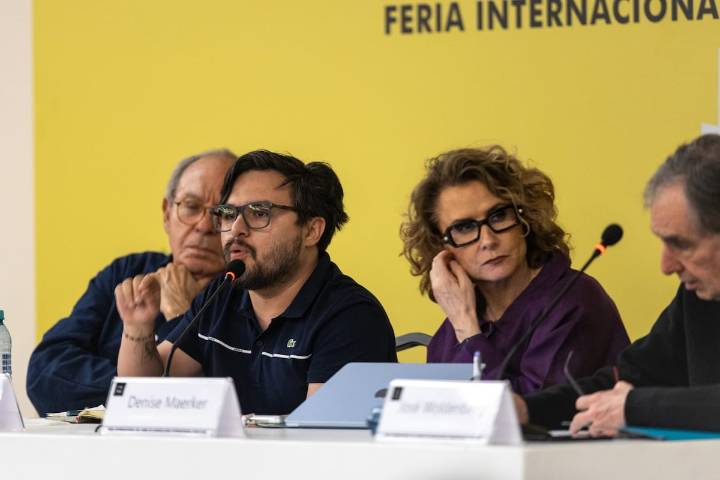 Revisan el año cero del cambio de régimen en México; ¿germina una dictadura?