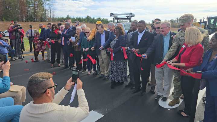 26 years in the making: Partners open I-295 in Fayetteville together Myron B. Pitts