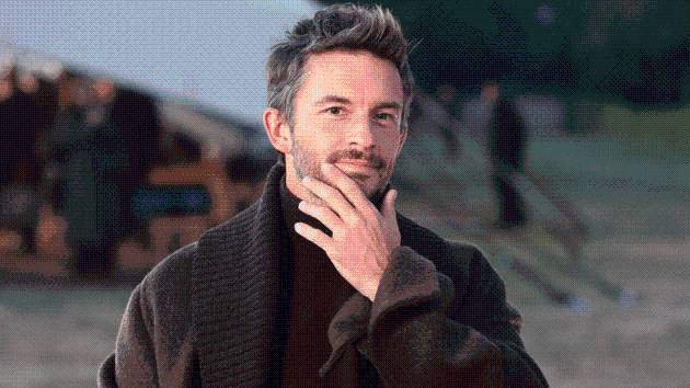 ‘People’ names Jonathan Bailey its 2025 Sexiest Man Alive