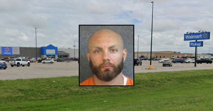 Walmart worker helped woman escape boyfriend who strangled her '5 to 6 times': Deputies