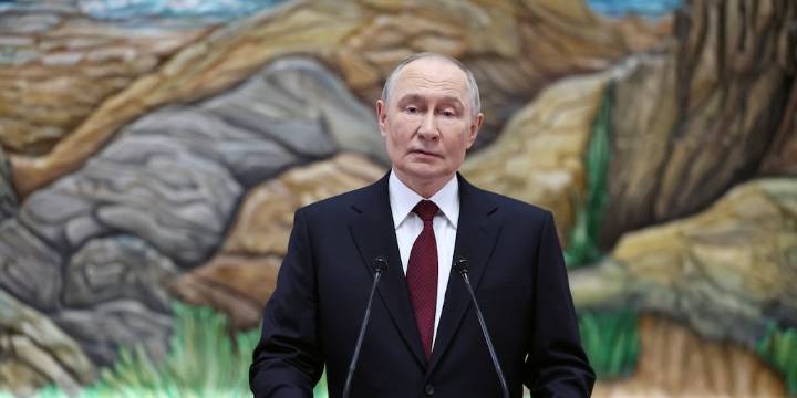 Vladimir Putin condiciona la negociación por la paz: dijo que sólo frenará su ofensiva si Ucrania se retira de los territorios ocupados