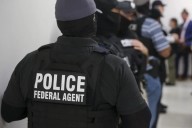 Administración Trump contrata a 50,000 trabajadores federales, impulsando puestos relacionados con la migración