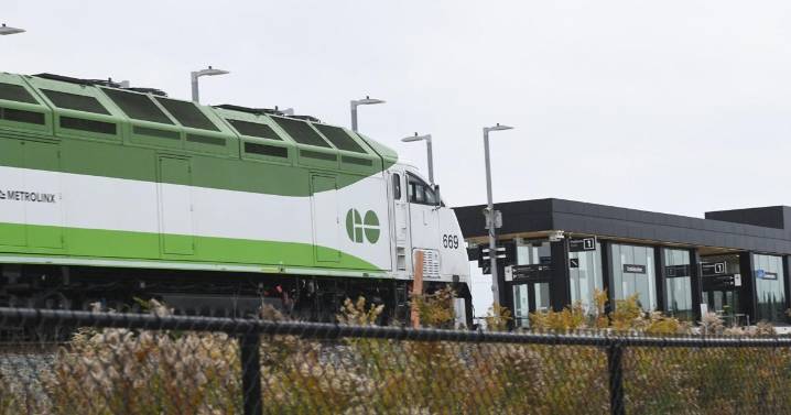 GO train service on Kitchener line suspended on weekend