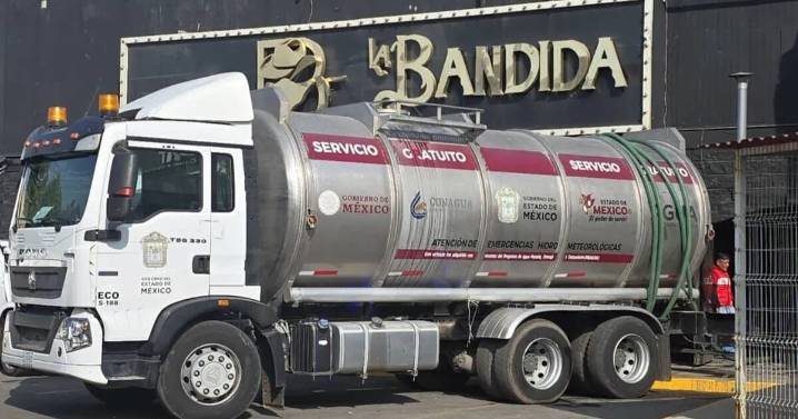 Detienen a dos hombres por presunta venta ilegal de agua potable en Ecatepec: podrían enfrentar una pena de hasta 6 años