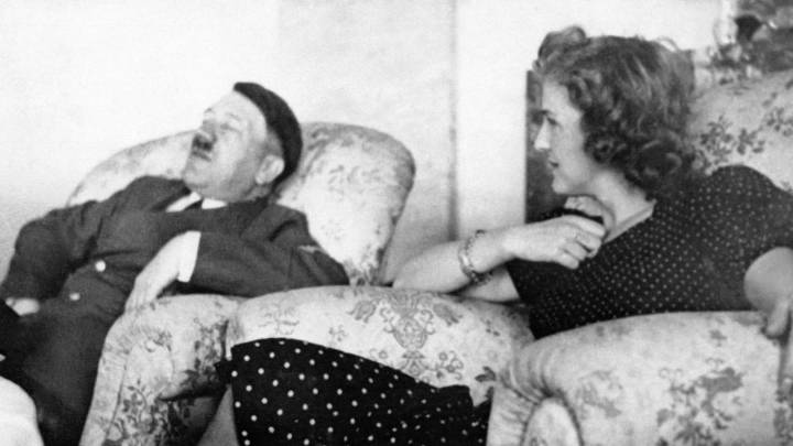 Hitler padecía un trastorno de desarrollo de sus órganos sexuales, según revela un documental