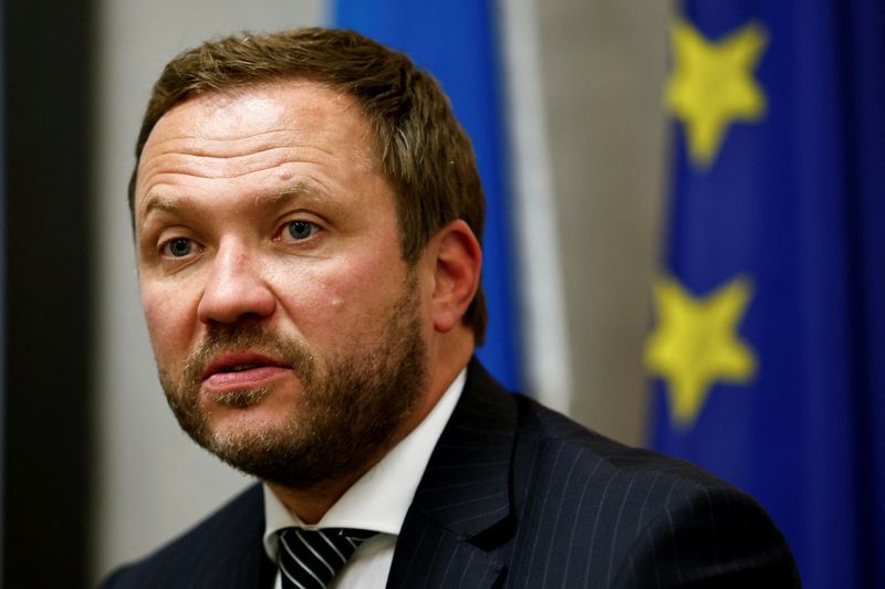 Estonia FM urges China to join US, European pressure on Putin
