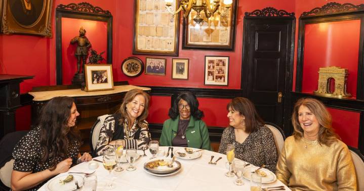 Pope Leo's long-separated family reunites in New Orleans