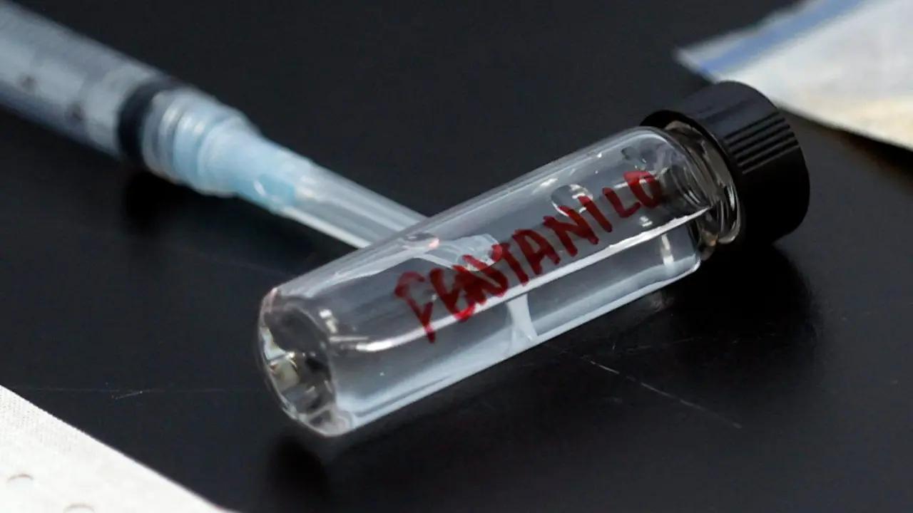 Gobierno endurece control sobre sustancias para producir fentanilo