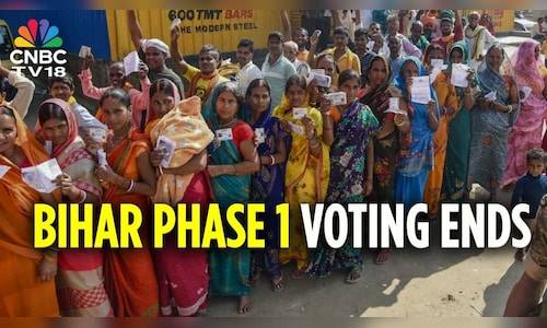 Top Stories: FM's message on F&O, SBI chief on FII hike for PSBs, M&M