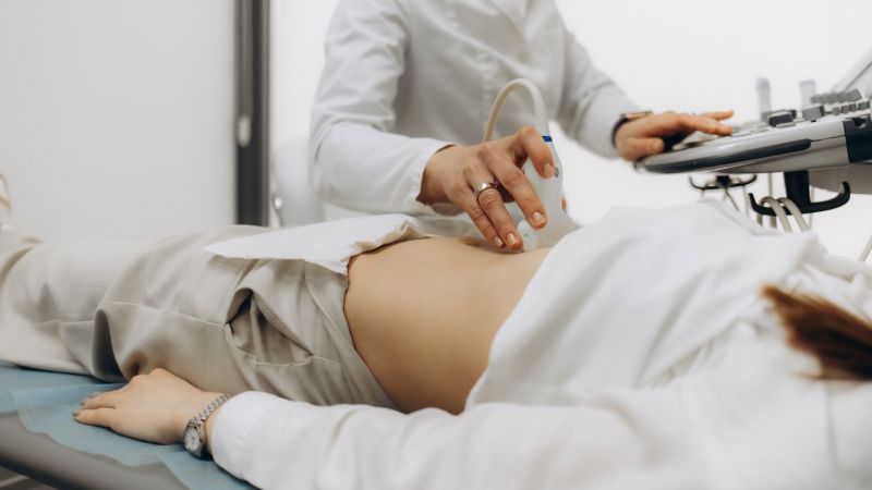 About a quarter of pregnant women in the US don’t get prenatal care in their first trimester, report says