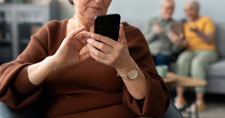 Salud y Procuraduría de Edad Avanzada lanzan "Cada Pieza Cuenta" para orientar a mayores sobre planes médicos