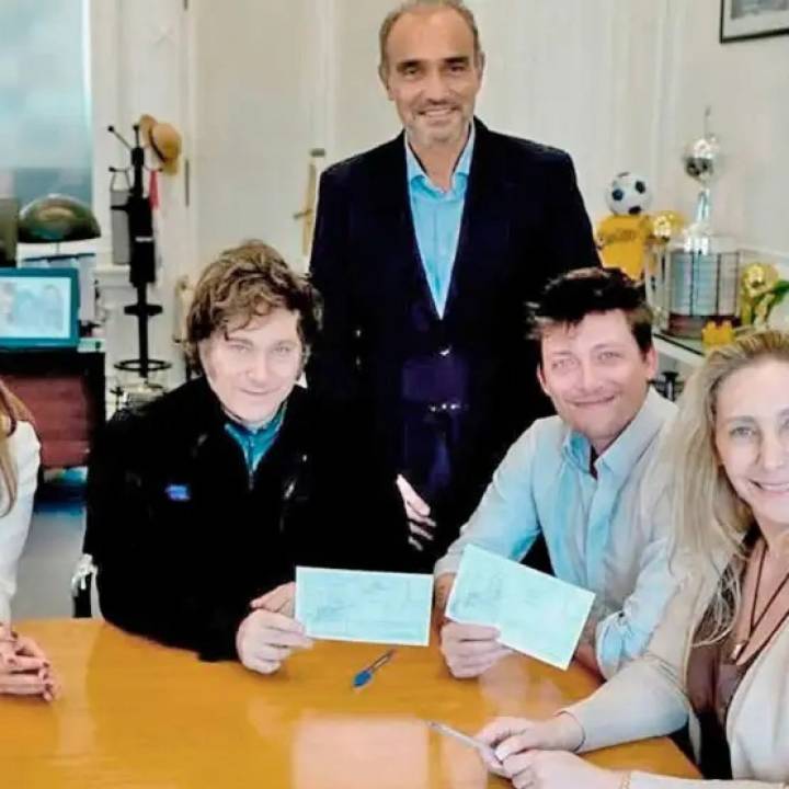 Karina vs. Caputo: "El Jefe" empoderado mira los pliegos de la justicia