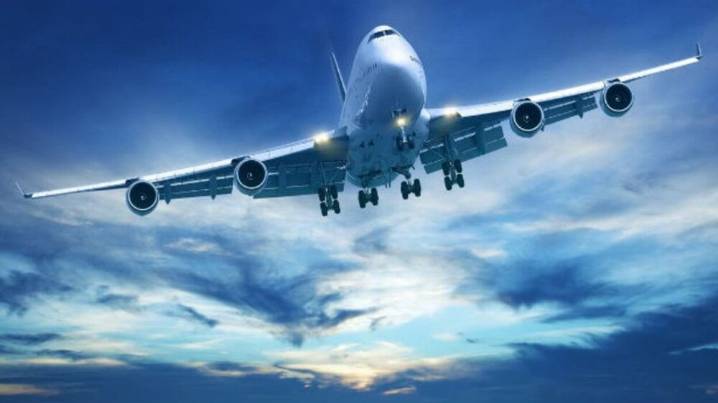 Seis líneas cancelan vuelos hacia Venezuela tras advertencia de EE. UU.