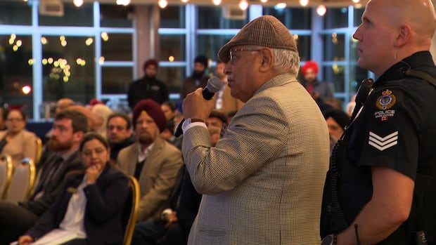 Vancouver police ask residents to be vigilant, report extortion