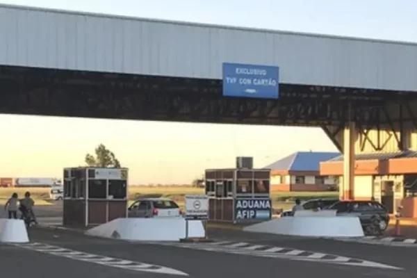 ANTES DEL VERANO! Volvió a subir el peaje en el cruce fronterizo desde Corrientes a Brasil