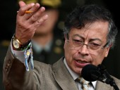 Petro pide perdón por la muerte de siete niños en bombardeo en Guaviare