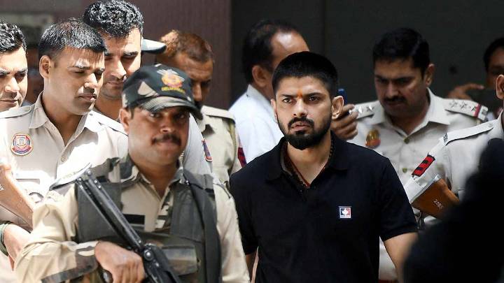 Who are the two most-wanted gangsters India arrested from Georgia, United States?
