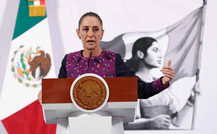 "Quizás se malinterpretó": Sheinbaum matiza dichos de Rosa Icela a transportistas