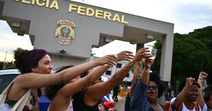 Auge y caída de Jair Bolsonaro: cómo la prisión abre una brecha de moderación para la derecha en Brasil