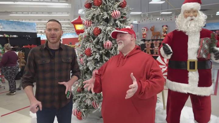 From spooky season to Santa: Spirit Halloween transforms its pop