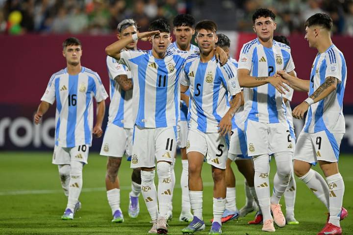 De Enzo Fernández a Tulián. Todas las coincidencias entre los dos golazos de la selección argentina a México