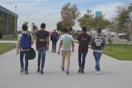 Tramitología frena a los profesionistas en Durango: Fecop