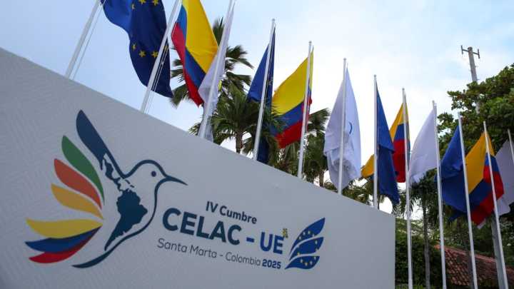 Cumbre Celac-UE arranca este domingo con el desafío de cumplir metas trazadas en Bruselas y en medio de ausencias clave: ¿qué se puede esperar?