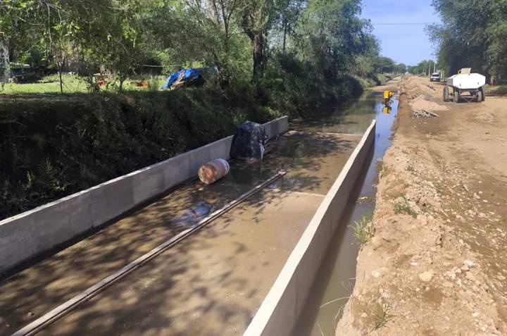 Avanza la obra de mejora del sistema de desagües pluviales en Anguil