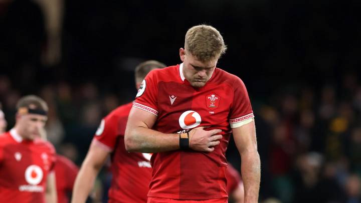 Wales create unwanted history with horror show in front of their own fans amid 203cm giant's ugly act