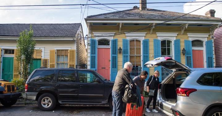 Locked out and charged $385 for getting into my Airbnb