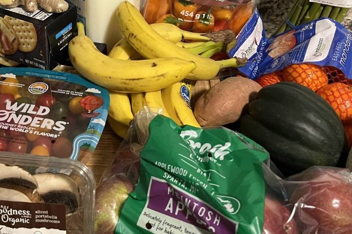 Uncertain SNAP funding puts food bank officials on edge