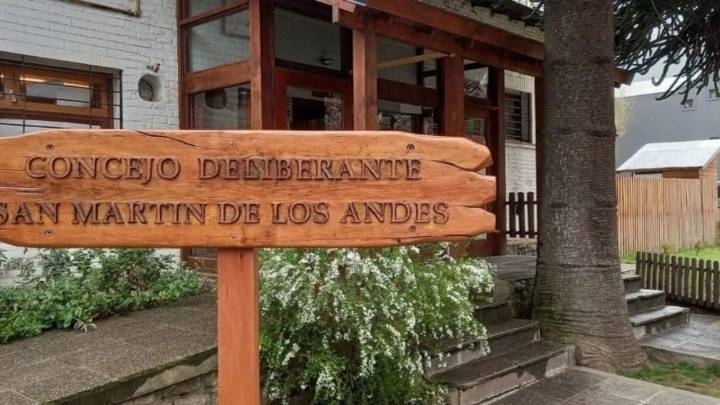Concejal de San Martín de los Andes analiza “caso por caso” las presuntas irregularidades en horas extras