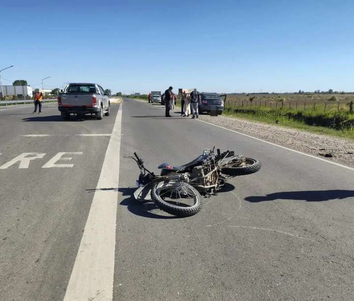 Río Tercero: tras chocar contra un automóvil, falleció una joven motociclista de 18 años